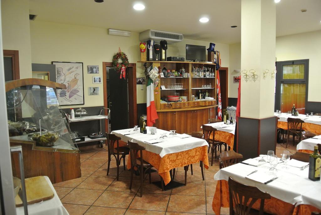 Arlecchino Otel Castel San Pietro Terme Dış mekan fotoğraf