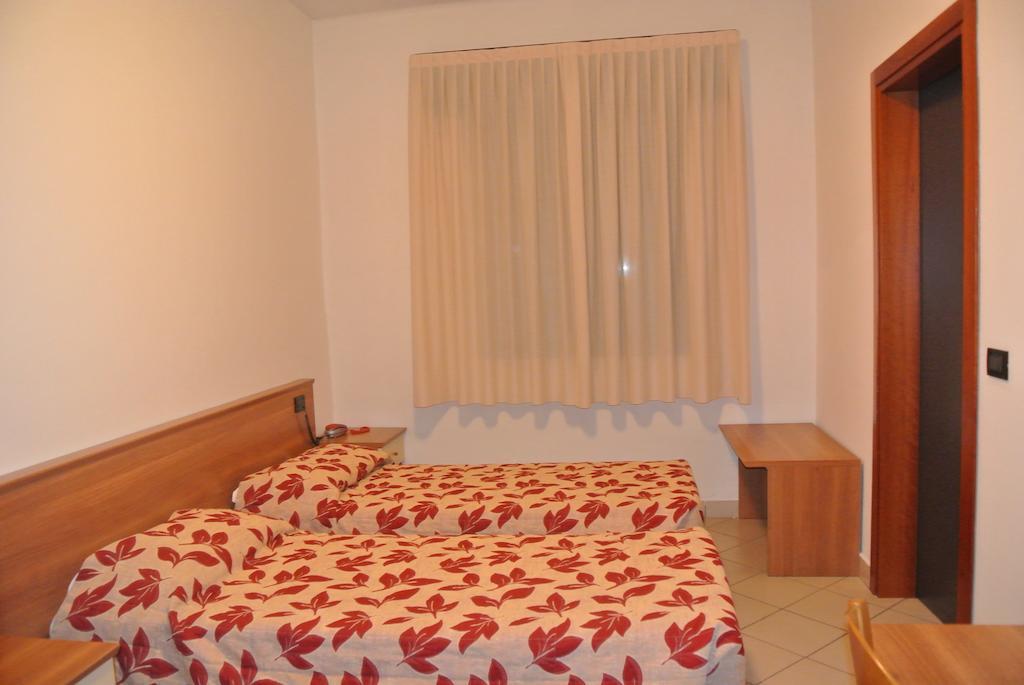 Arlecchino Otel Castel San Pietro Terme Dış mekan fotoğraf