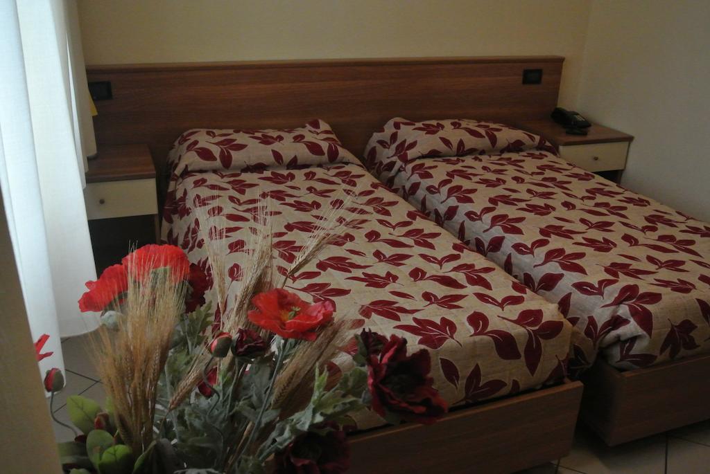 Arlecchino Otel Castel San Pietro Terme Dış mekan fotoğraf